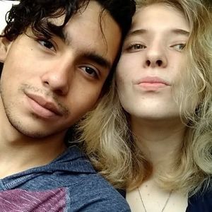 Meet your Posher, Hayley